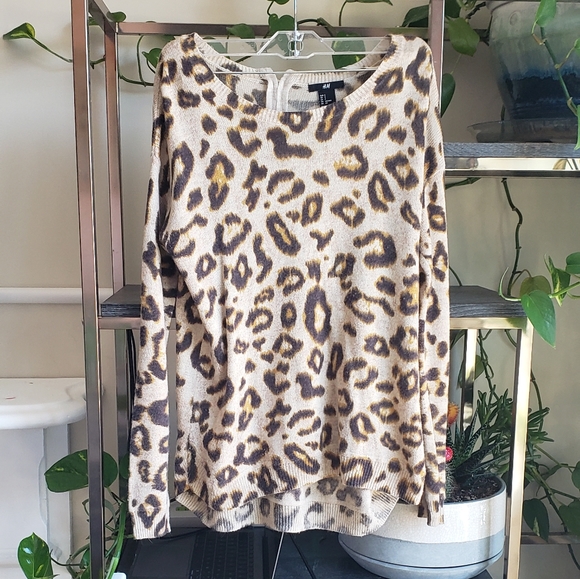 Animal print tunic sweater - Picture 1 of 4